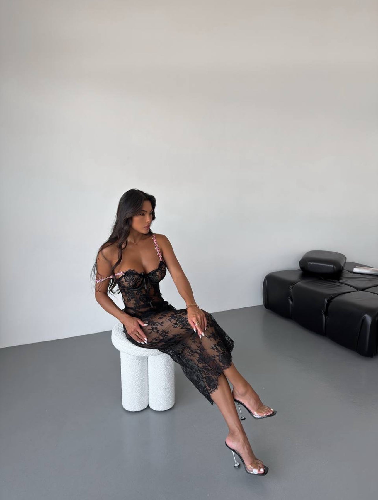 Georgina™ | Rochie de noapte transparentă Petale de Miezul Nopții