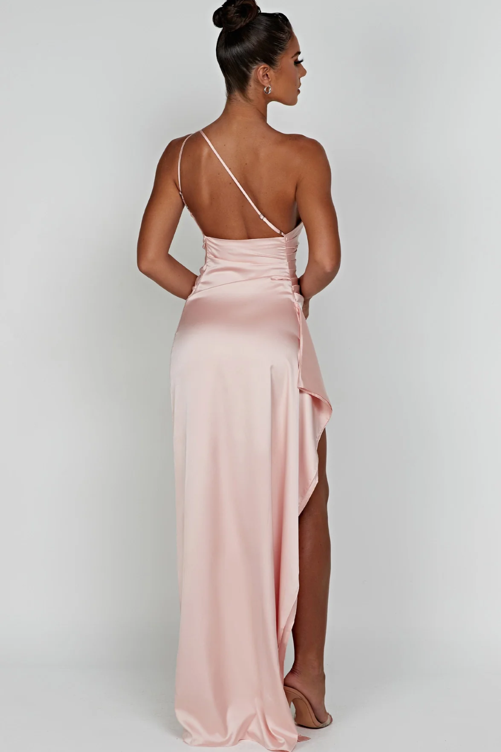 Aine | Rochie Asimetrică din Satin