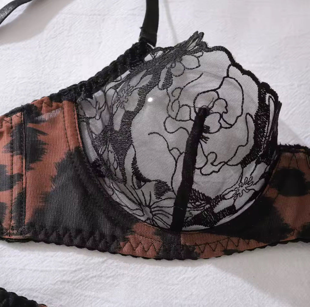 Sofia™ | Set Lenjerie Leopard Allure (5 piese)