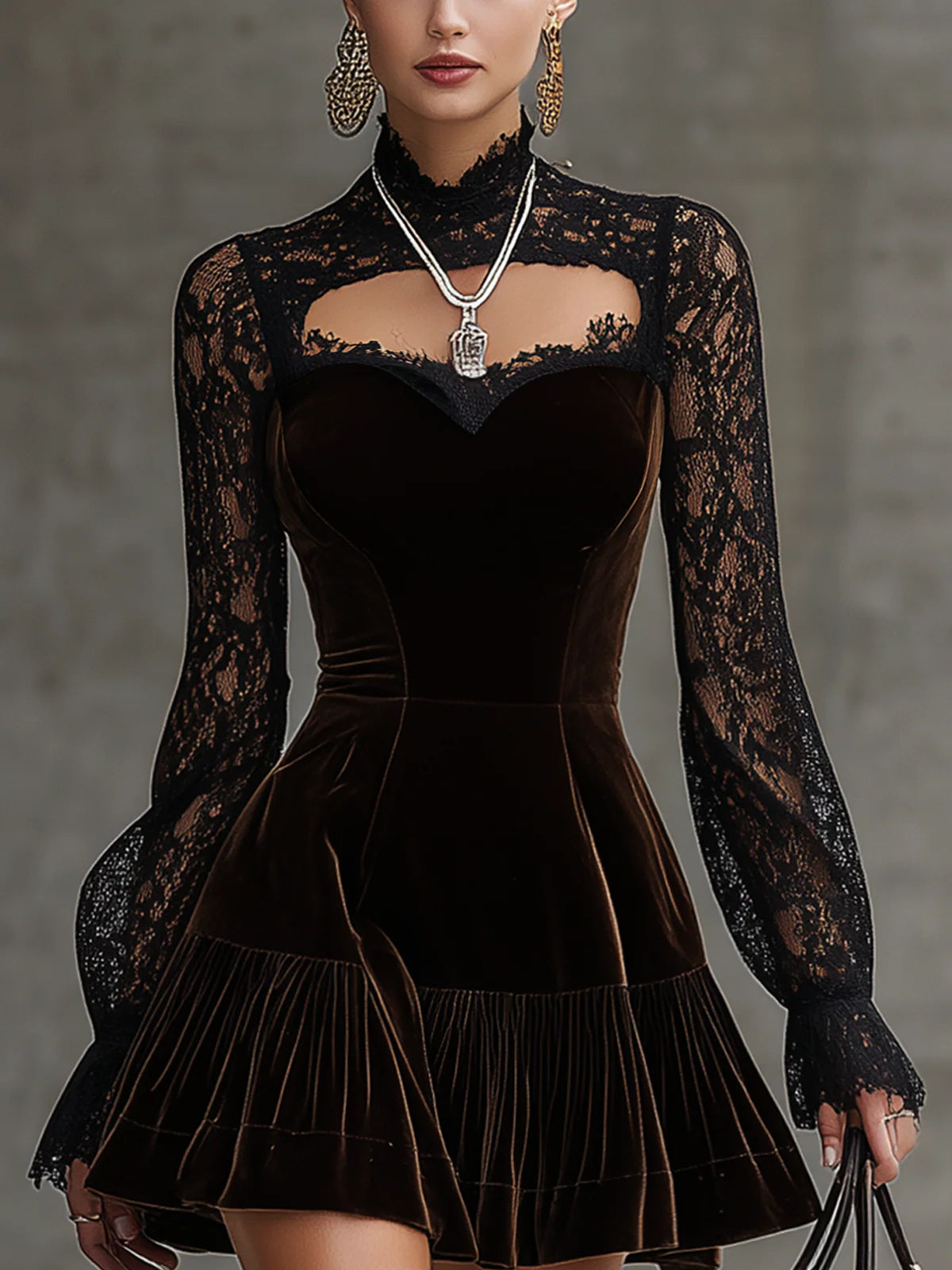 Rochie mini ajustată cu maneci din dantelă și margine din catifea