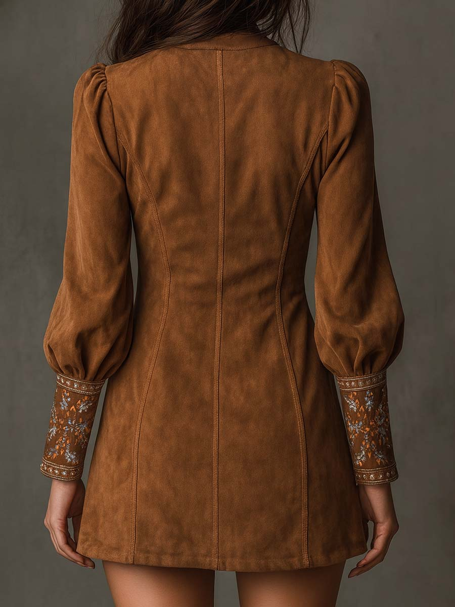 Amalia | Rochie mini vintage maro din piele intoarsa cu decolteu in V si broderie
