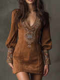 Amalia | Rochie mini vintage maro din piele intoarsa cu decolteu in V si broderie